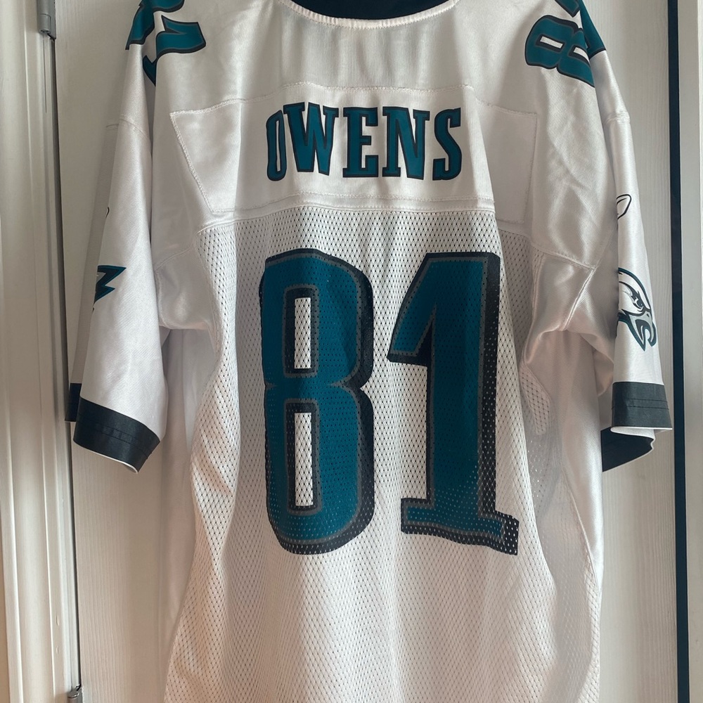 Vintage Eagles Terrell Owens Football Jersey - Picture 4 of 5